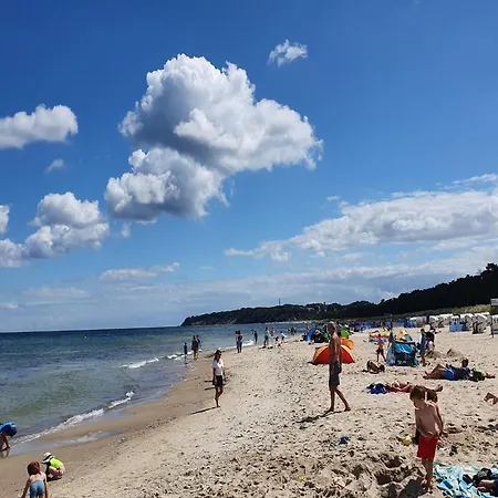 Family In By The Sea * Sellin (Rugen)